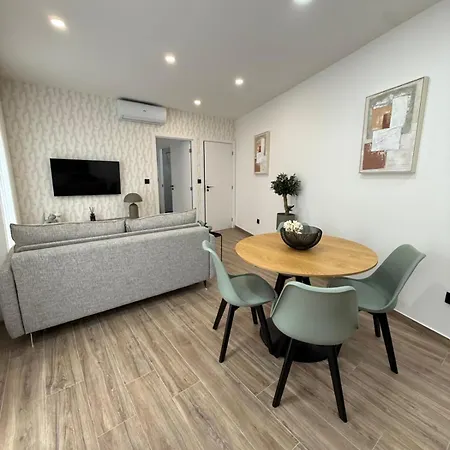 Yellow Sweet Marbia Appartement *